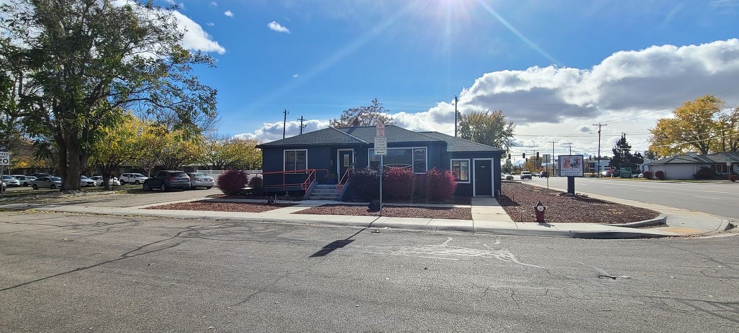 880 N Curtis Rd, Boise, ID 83706